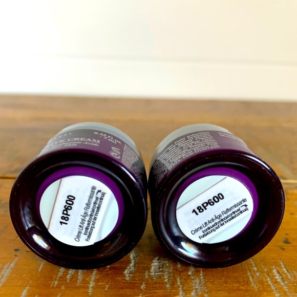 2pk Kiehl’s Super Multi-Corrective Cream - Picture 3 of 3